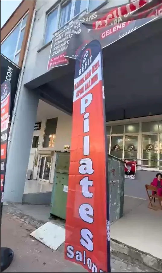 Spor Salonu Yelken Bayrağı-23